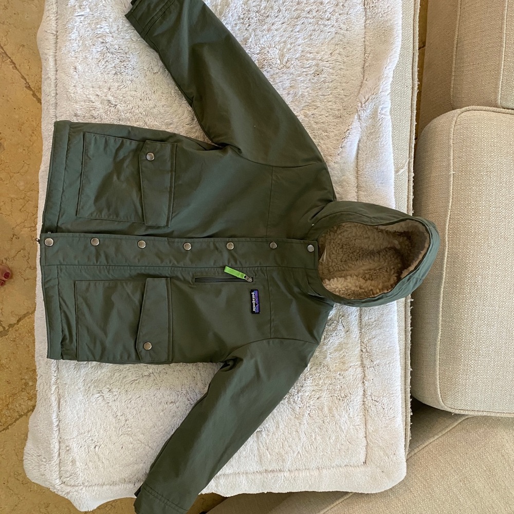 Boys Patagonia winter coat XS (5-6) forest green